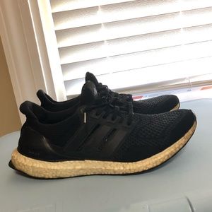 Ultra boost 1.0 “core black”